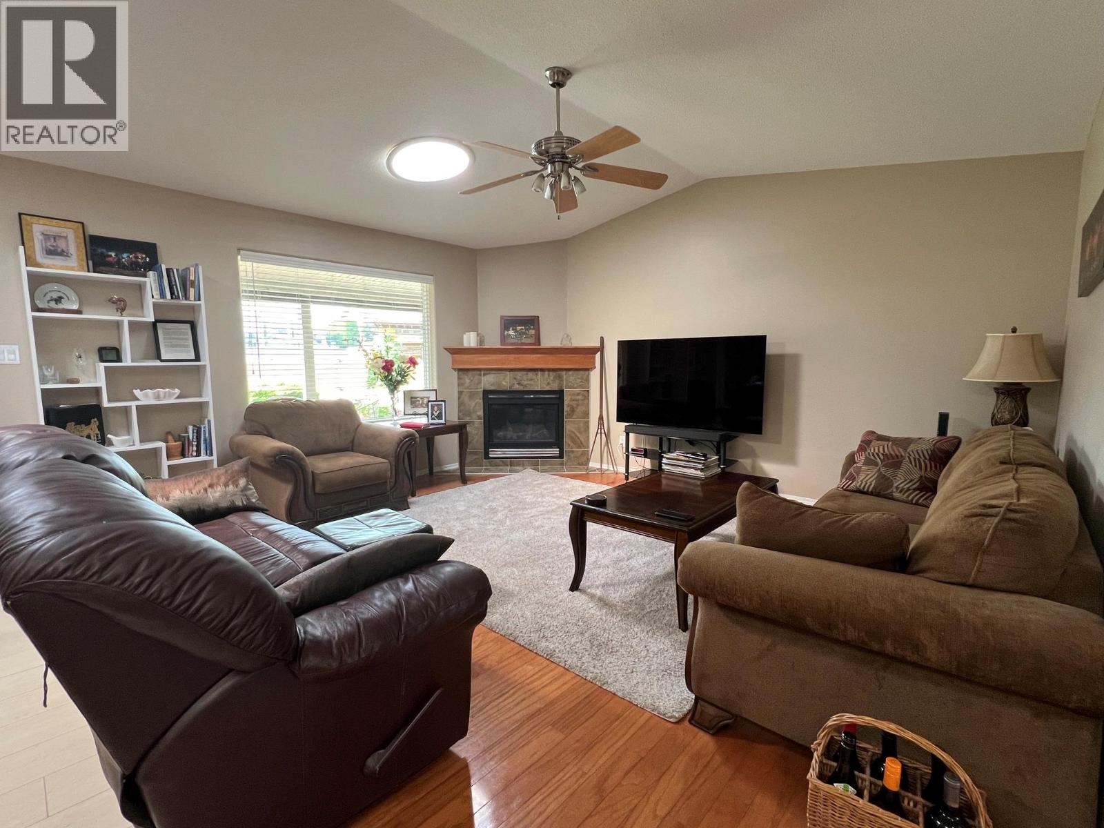 524 5 Street, Vernon, British Columbia  V1H 1Z1 - Photo 4 - 10397513