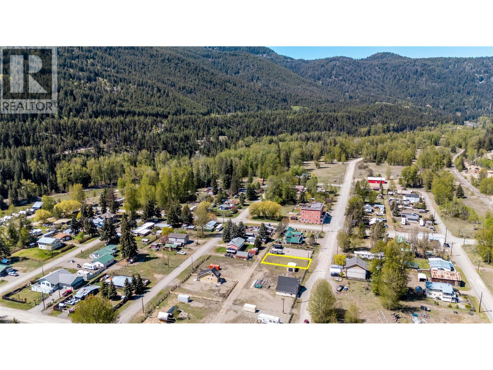1827 Main Street, Coalmont-Tulameen, British Columbia  V0X 1W0 - Photo 8 - 10397620