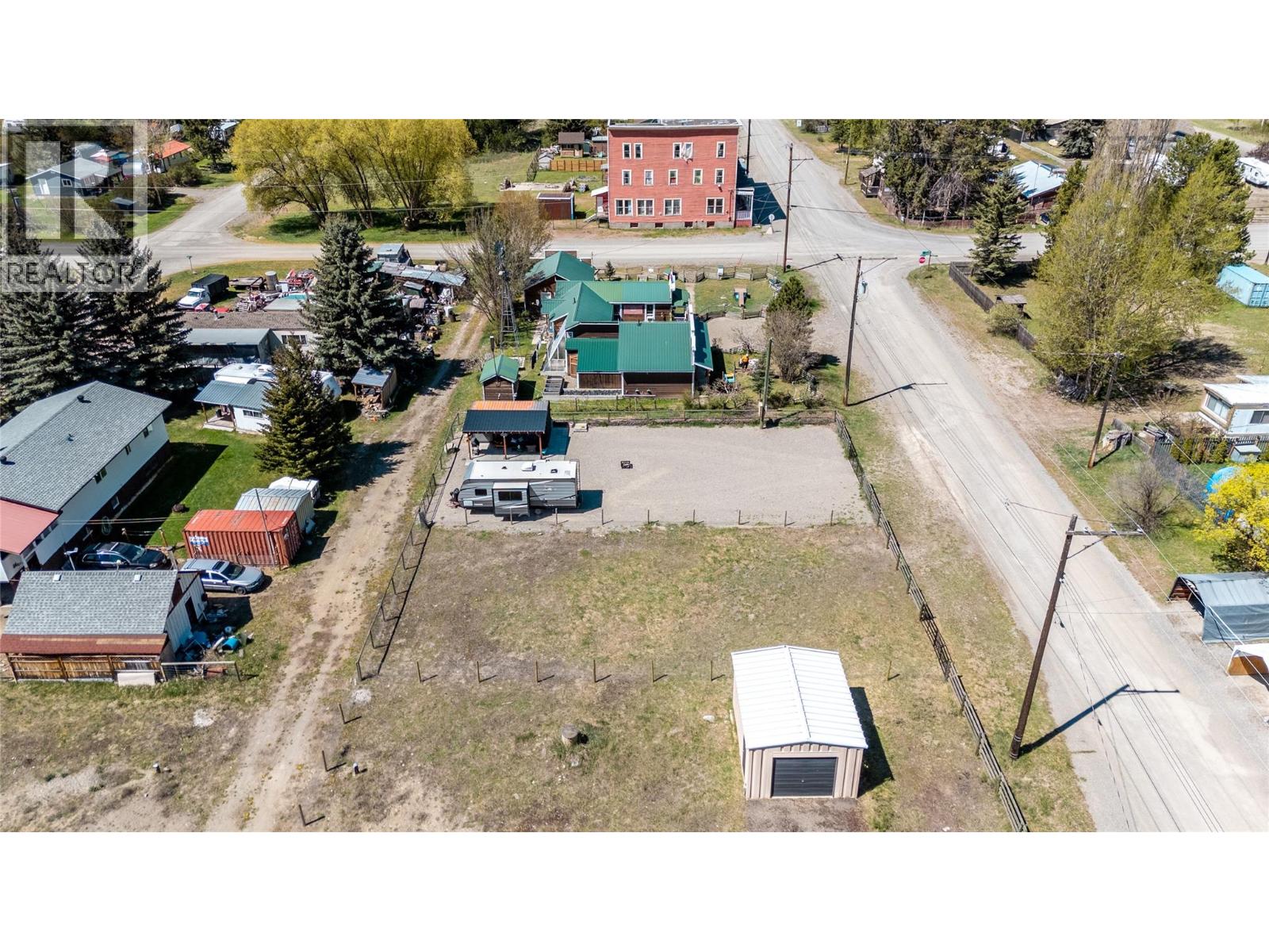 1827 Main Street, Coalmont-Tulameen, British Columbia  V0X 1W0 - Photo 3 - 10397620