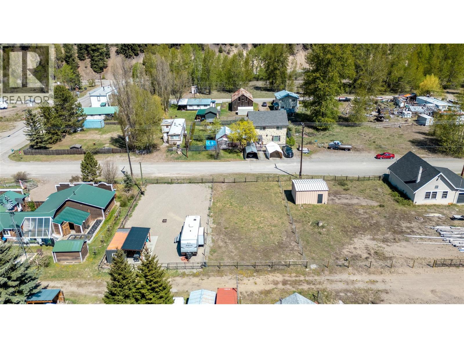 1827 Main Street, Coalmont-Tulameen, British Columbia  V0X 1W0 - Photo 5 - 10397620