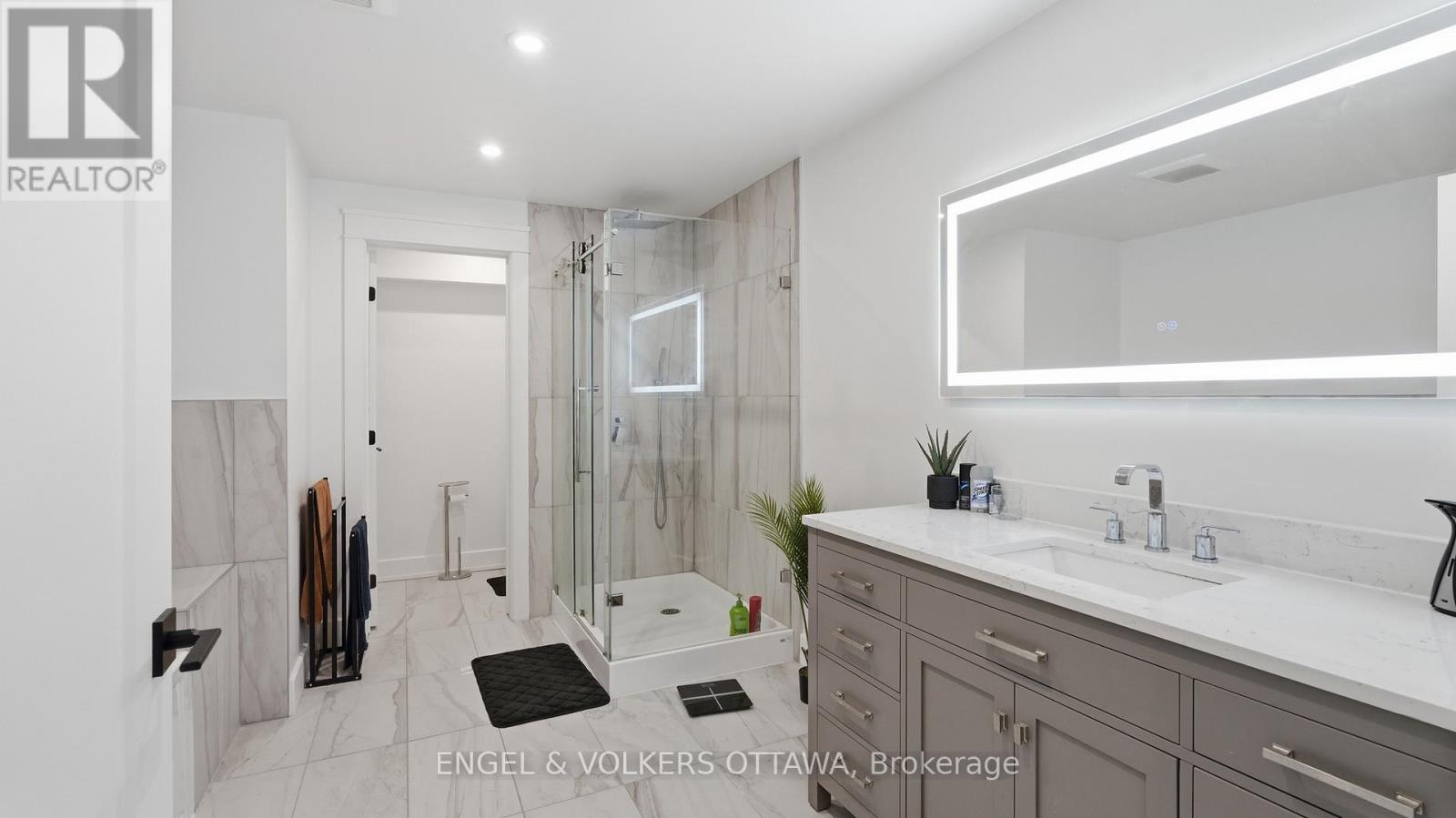 517-517b Shoreway Drive, Ottawa, Ontario  K4P 0G3 - Photo 37 - X13675540