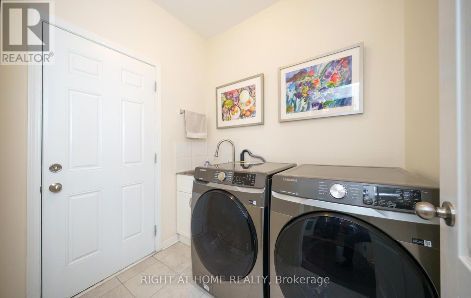 2 Cliff Thompson Court, Georgina, Ontario  L0E 1R0 - Photo 10 - N13675534