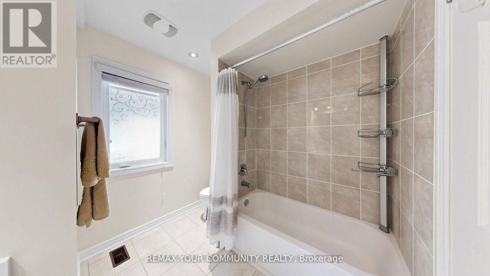 6 Homerton Avenue, Richmond Hill, Ontario  L4E 0V9 - Photo 36 - N13675570