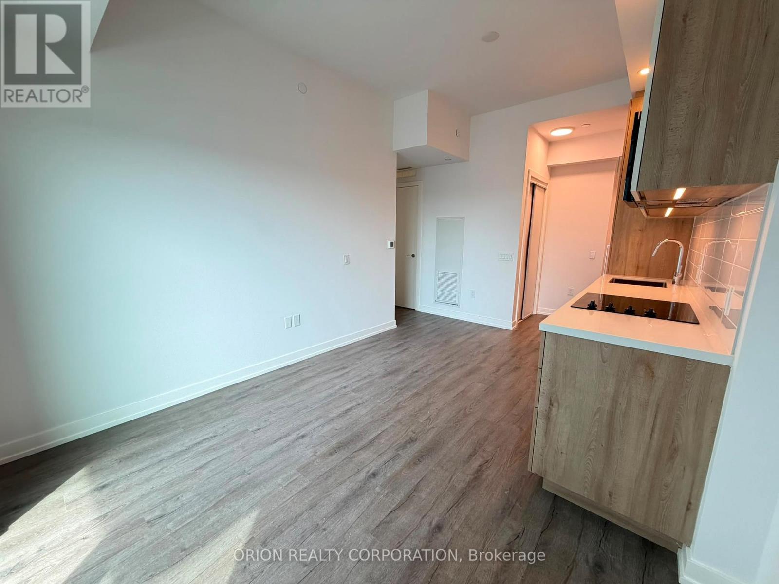 906 - 5 Meadowdale Road, Vaughan, Ontario  L4K 0C7 - Photo 5 - N13675582