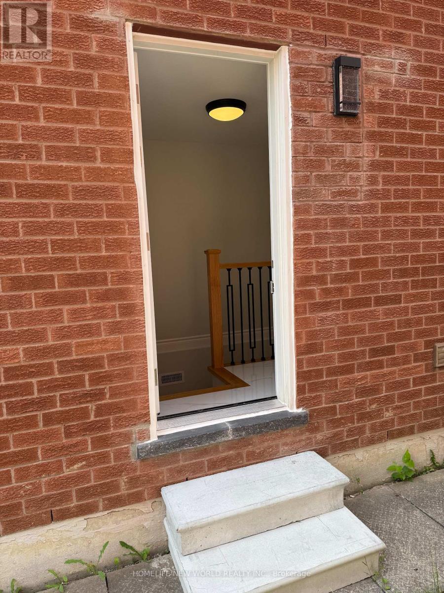 58 Squire Drive, Richmond Hill, Ontario L4S 1C5 - Photo 2 - N13675594