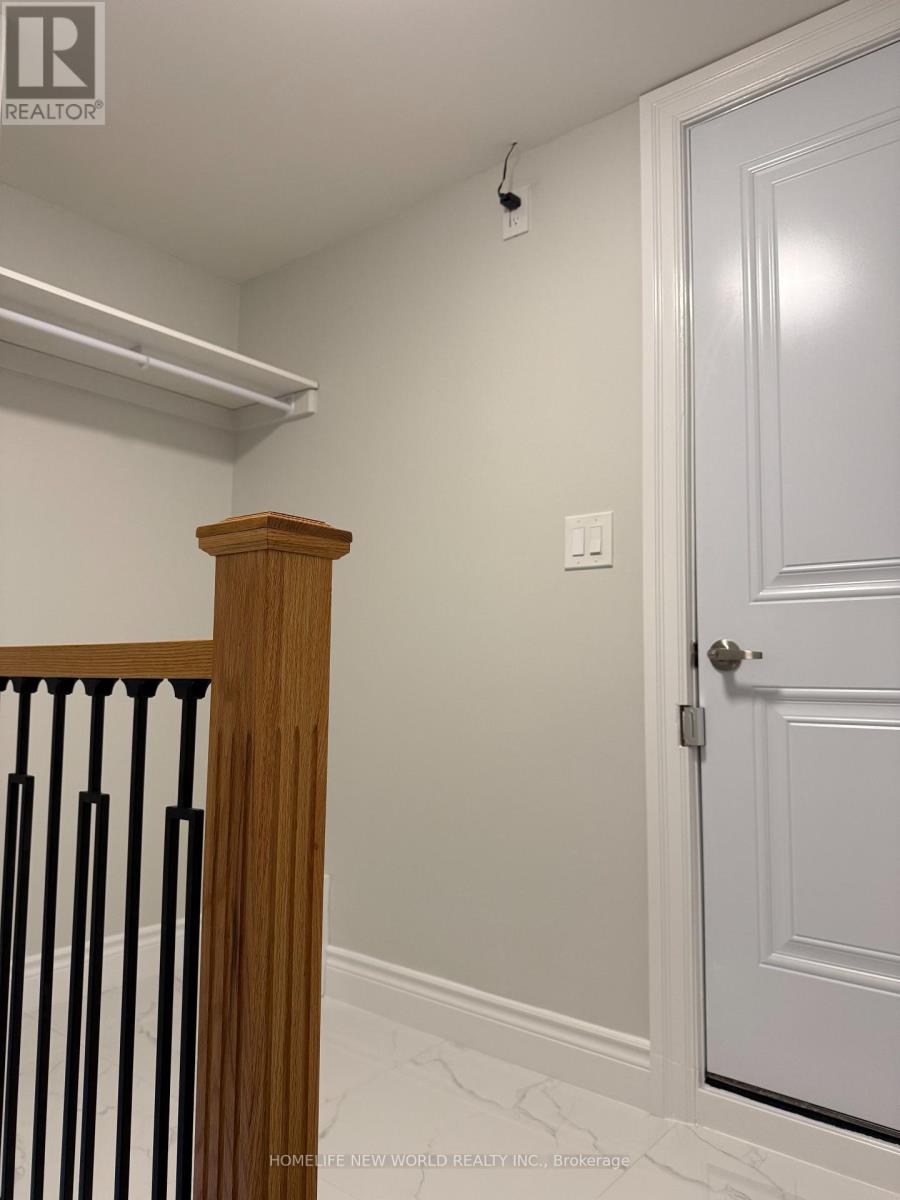 58 Squire Drive, Richmond Hill, Ontario L4S 1C5 - Photo 4 - N13675594