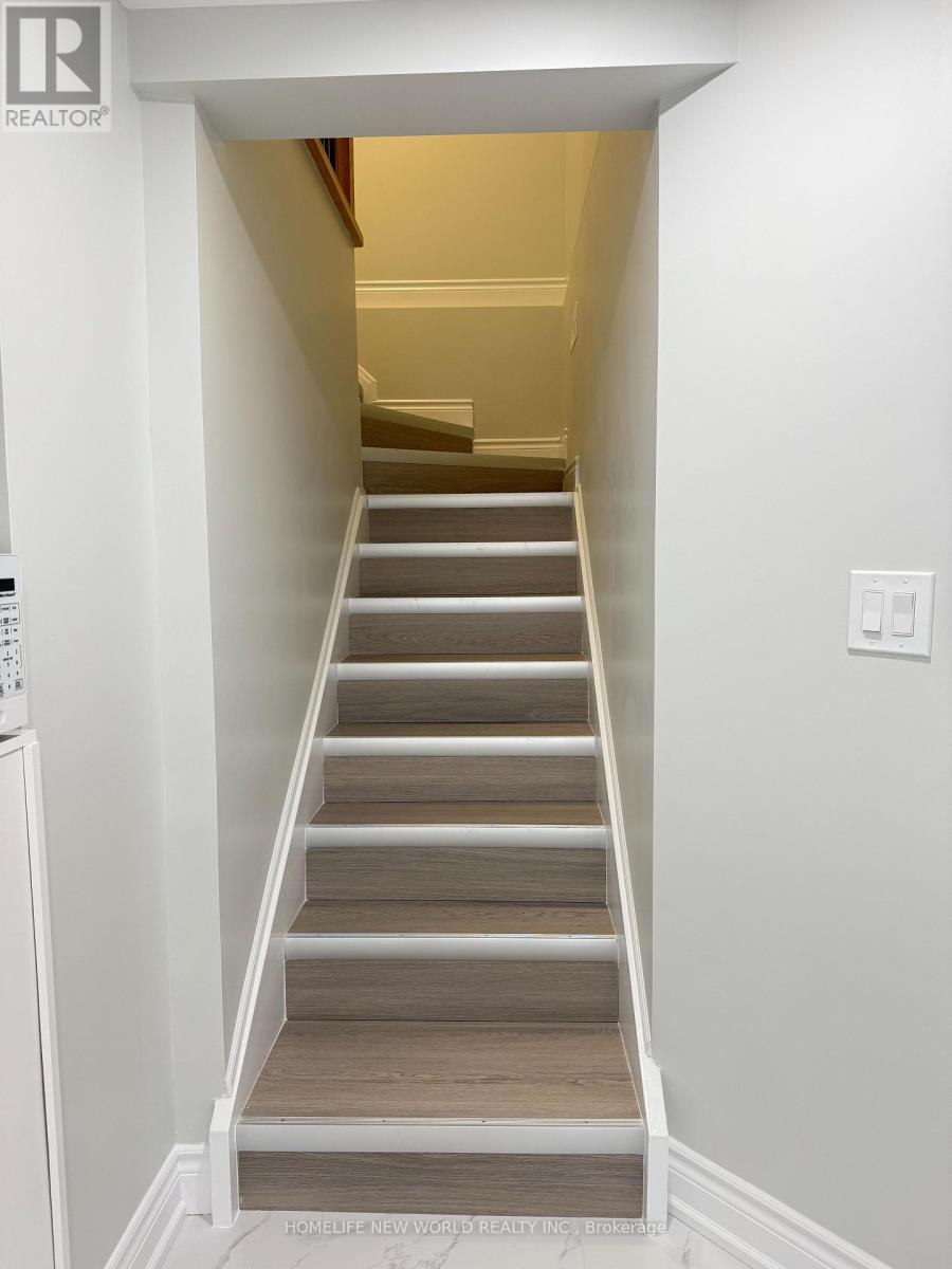 58 Squire Drive, Richmond Hill, Ontario L4S 1C5 - Photo 5 - N13675594