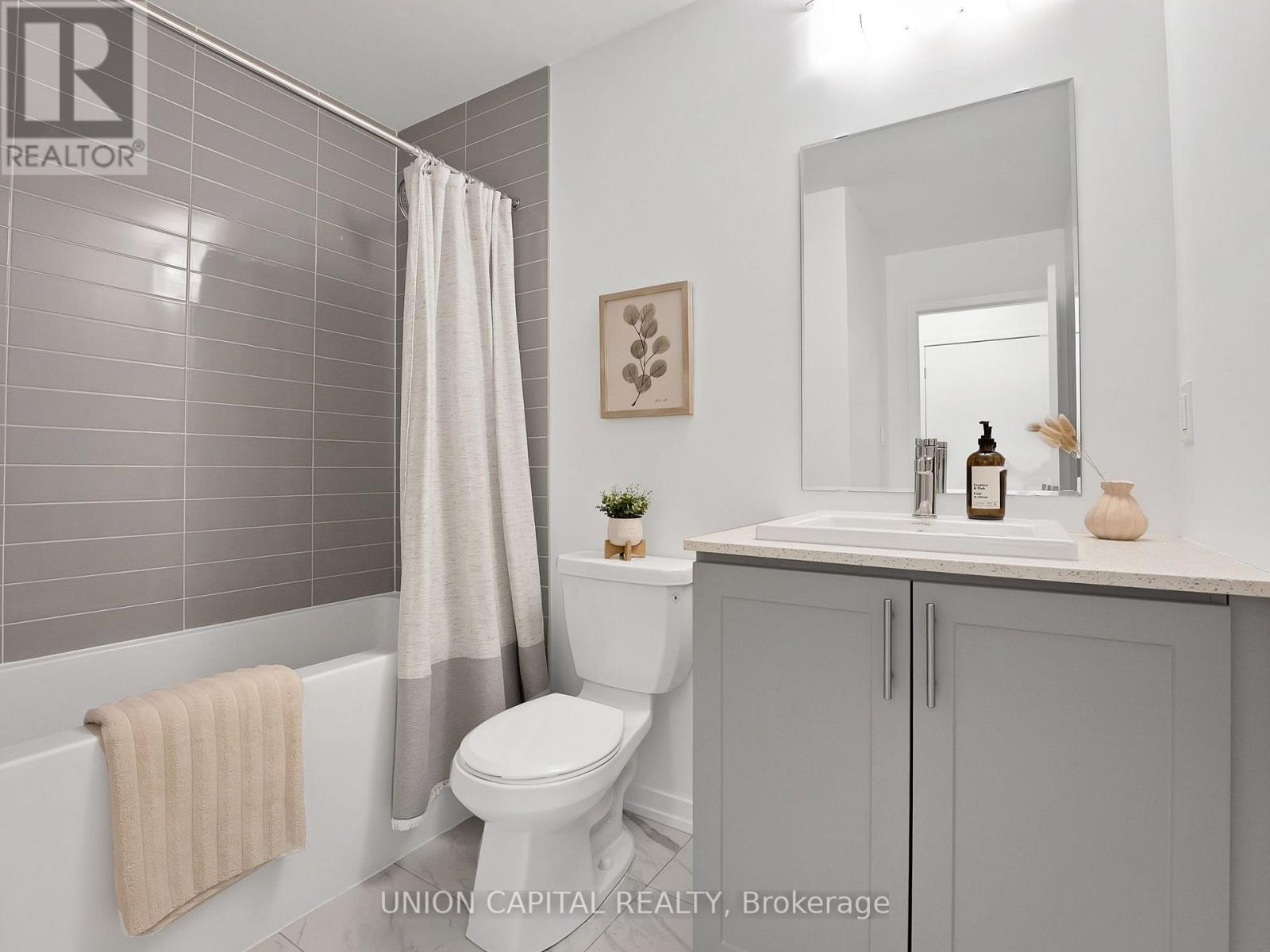 6 - 26 Lytham Green Circle, Newmarket, Ontario  L3Y 0H5 - Photo 14 - N13675654