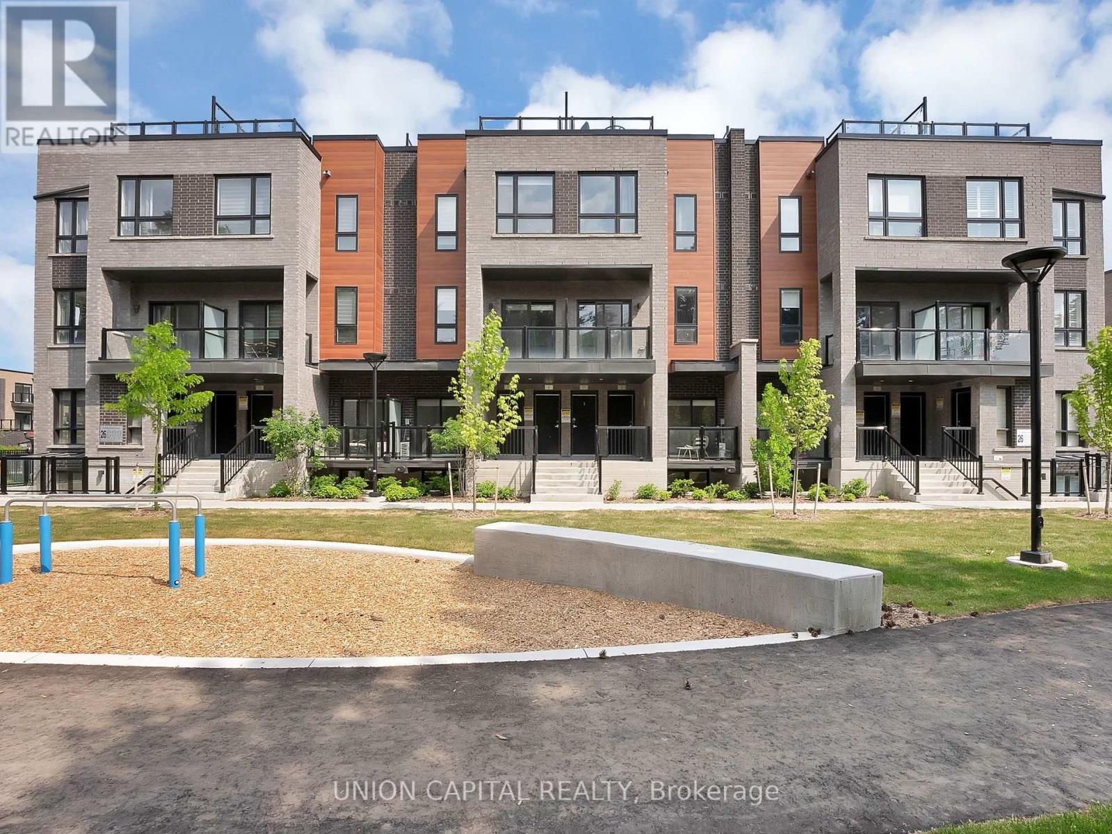 6 - 26 Lytham Green Circle, Newmarket, Ontario  L3Y 0H5 - Photo 20 - N13675654
