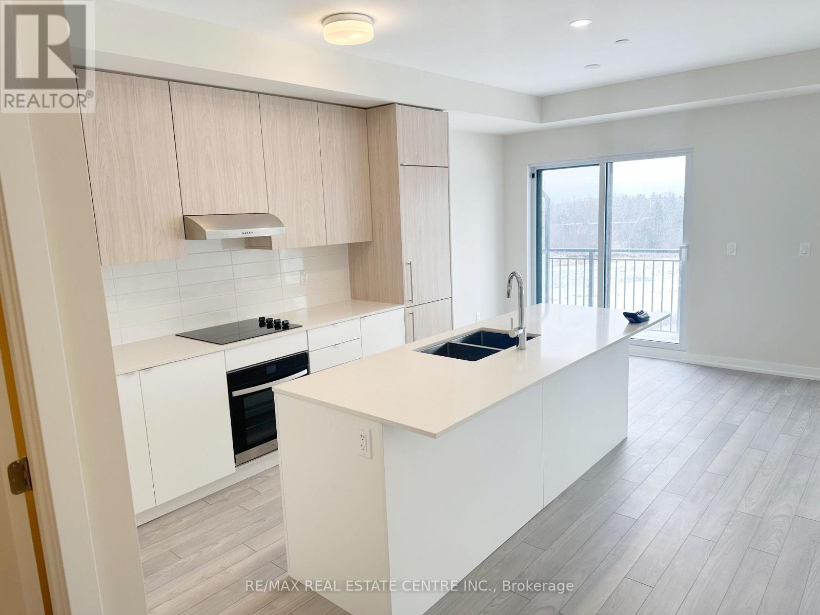 307 - 9 Walder Lane, Richmond Hill, Ontario L4S 0P7 - Photo 3 - N13675702