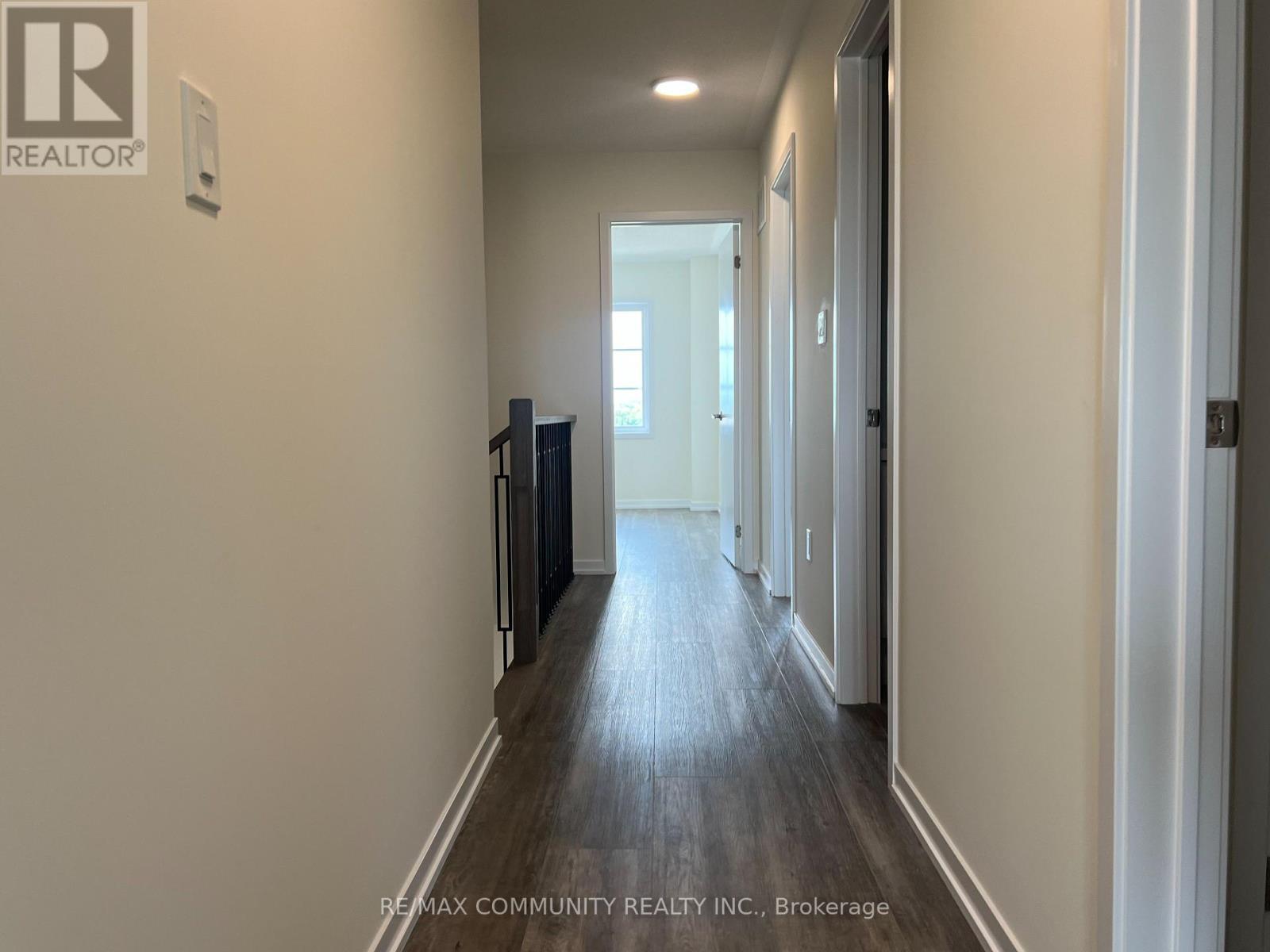 9 Thomas Smith Street, Georgina, Ontario  L4P 0T7 - Photo 19 - N13675764
