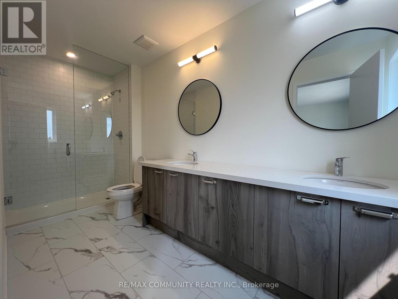 9 Thomas Smith Street, Georgina, Ontario  L4P 0T7 - Photo 25 - N13675764
