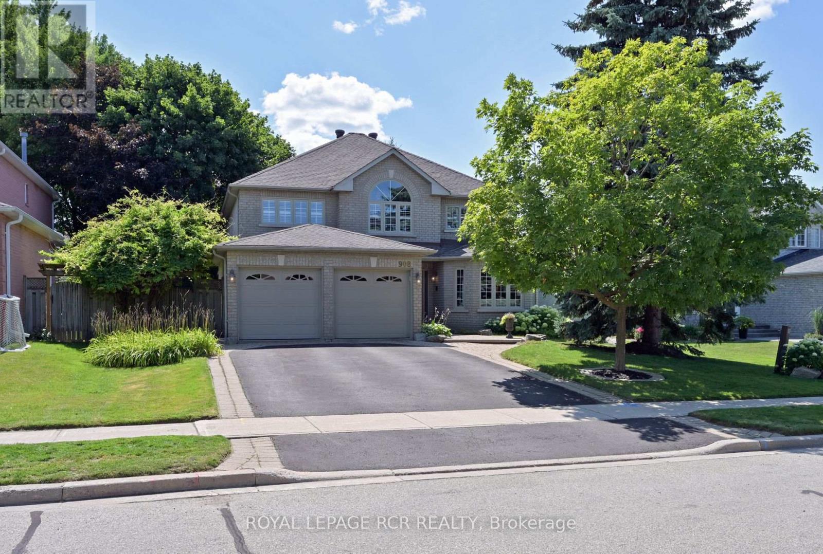 908 Schaeffer Outlook, Newmarket, Ontario  L3X 1V9 - Photo 2 - N13675768