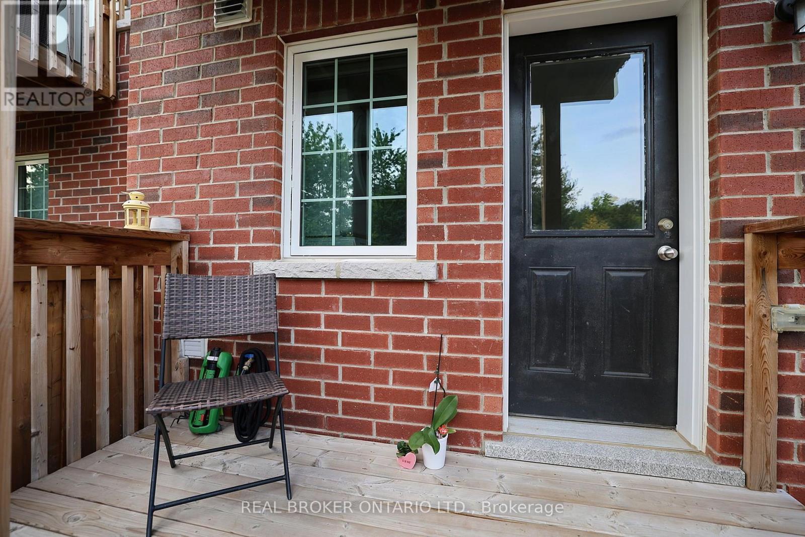 104 Lyall Stokes Circle, East Gwillimbury (Mt Albert), Ontario  L0G 1M0 - Photo 30 - N13675786