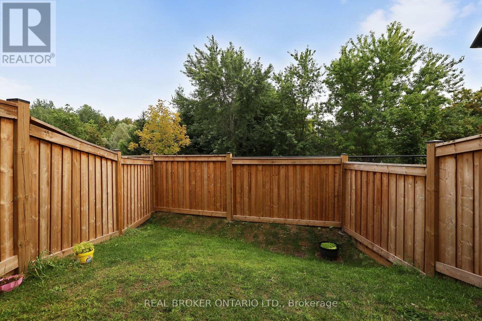 104 Lyall Stokes Circle, East Gwillimbury (Mt Albert), Ontario  L0G 1M0 - Photo 32 - N13675786