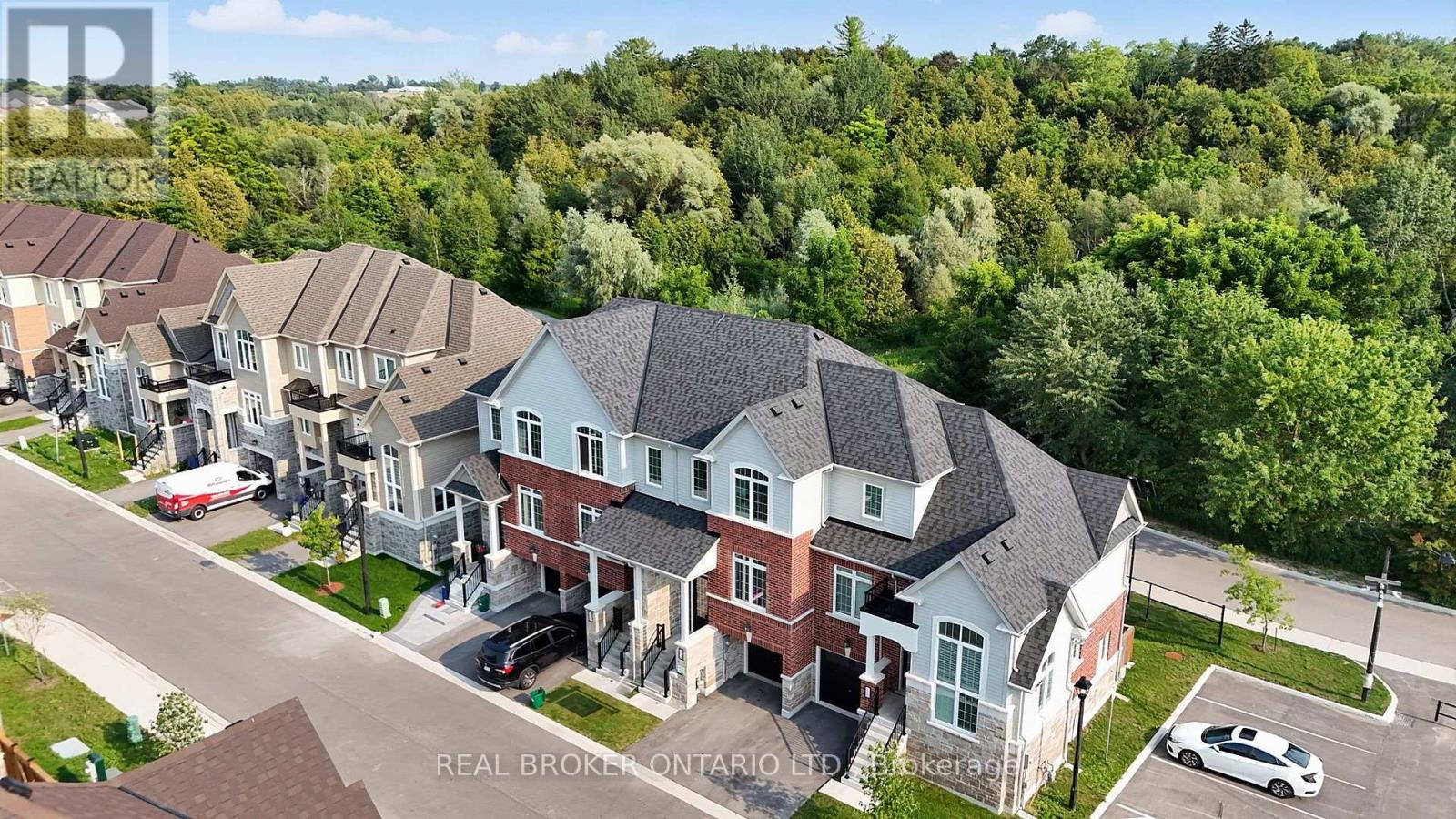 104 Lyall Stokes Circle, East Gwillimbury (Mt Albert), Ontario  L0G 1M0 - Photo 36 - N13675786