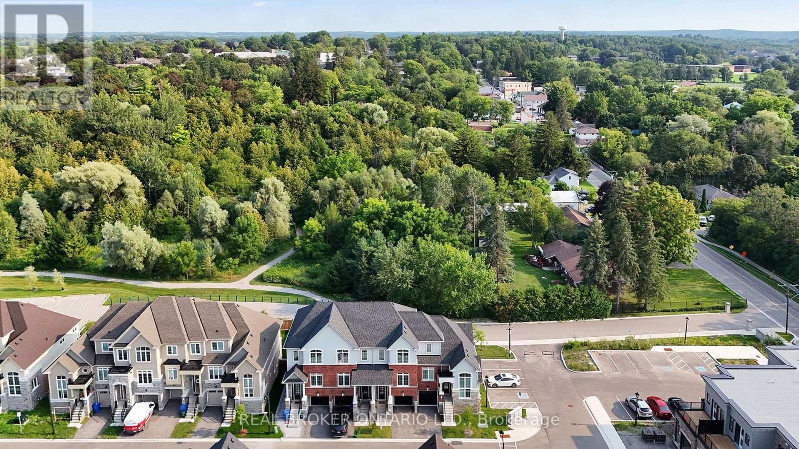 104 Lyall Stokes Circle, East Gwillimbury (Mt Albert), Ontario  L0G 1M0 - Photo 37 - N13675786