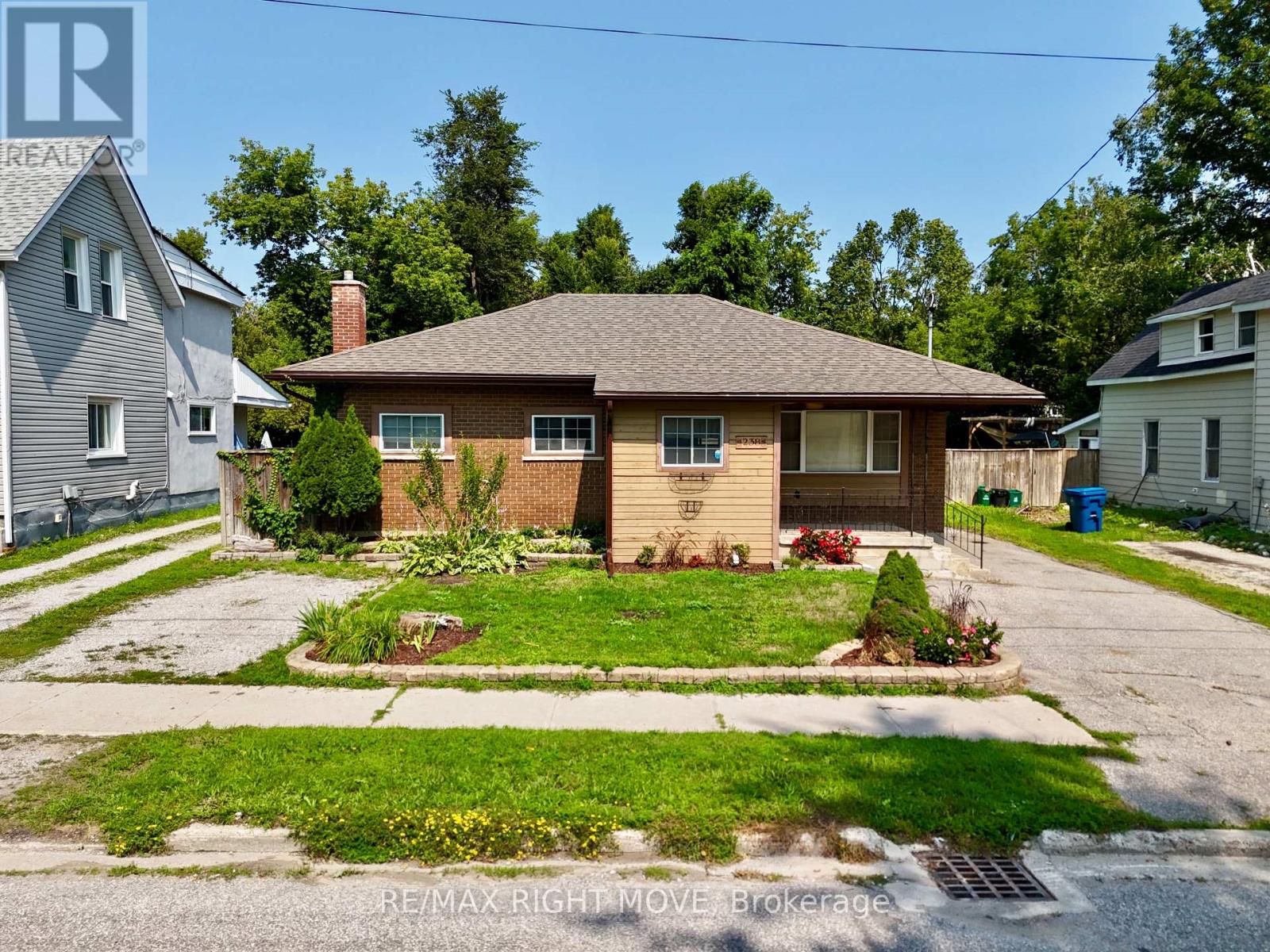 238 MARY STREET, orillia, Ontario
