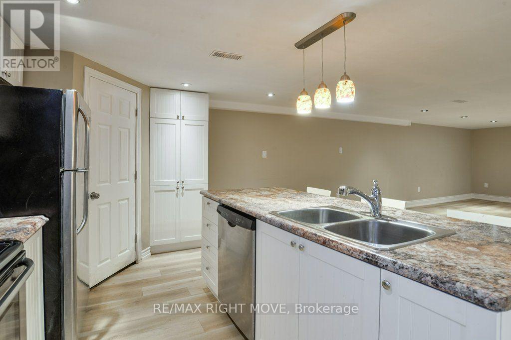 238 Mary Street, Orillia, Ontario  L3V 3E6 - Photo 28 - S13675522