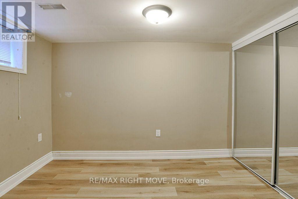 238 Mary Street, Orillia, Ontario  L3V 3E6 - Photo 33 - S13675522