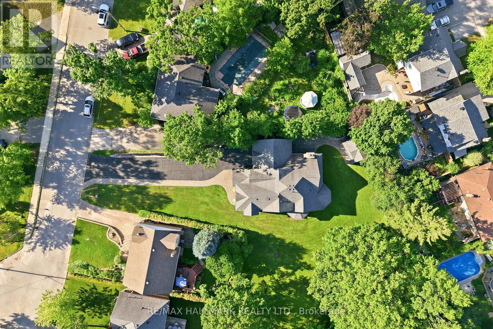 105 Duckworth Street, Barrie (Codrington), Ontario  L4M 3V9 - Photo 39 - S13675524