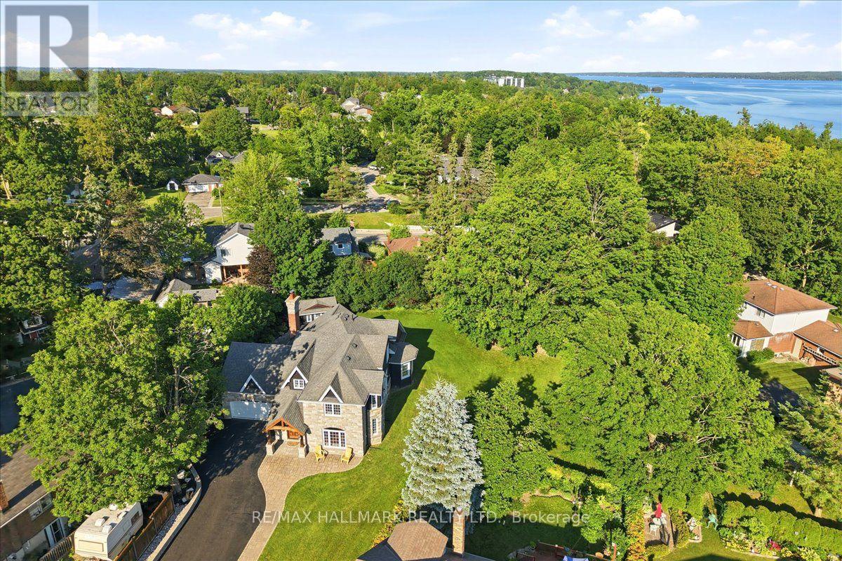 105 Duckworth Street, Barrie (Codrington), Ontario  L4M 3V9 - Photo 40 - S13675524