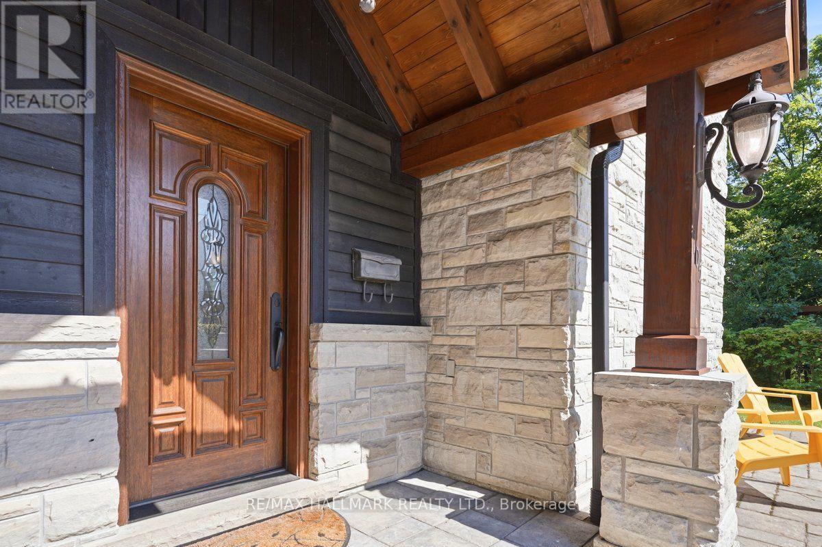 105 Duckworth Street, Barrie (Codrington), Ontario  L4M 3V9 - Photo 5 - S13675524