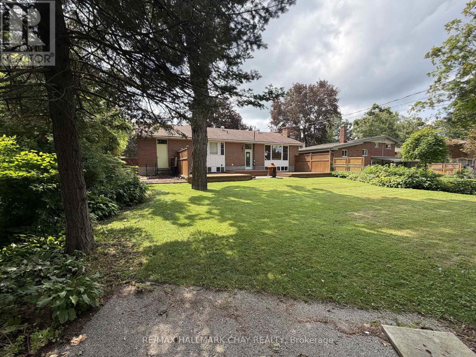 426 Highland Avenue, Orillia, Ontario  L3V 4E7 - Photo 30 - S13675538