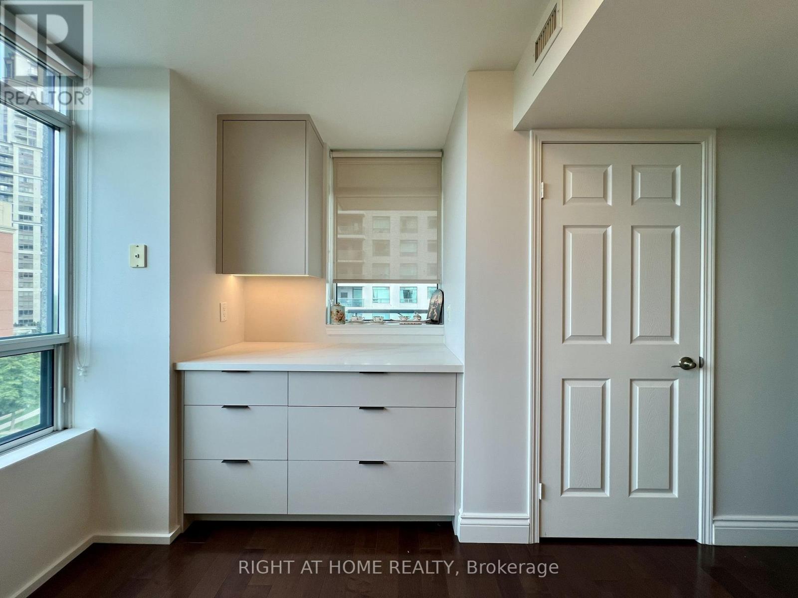 702 - 28 Harrison Garden Boulevard, Toronto, Ontario M2N 7B5 - Photo 10 - C13655304