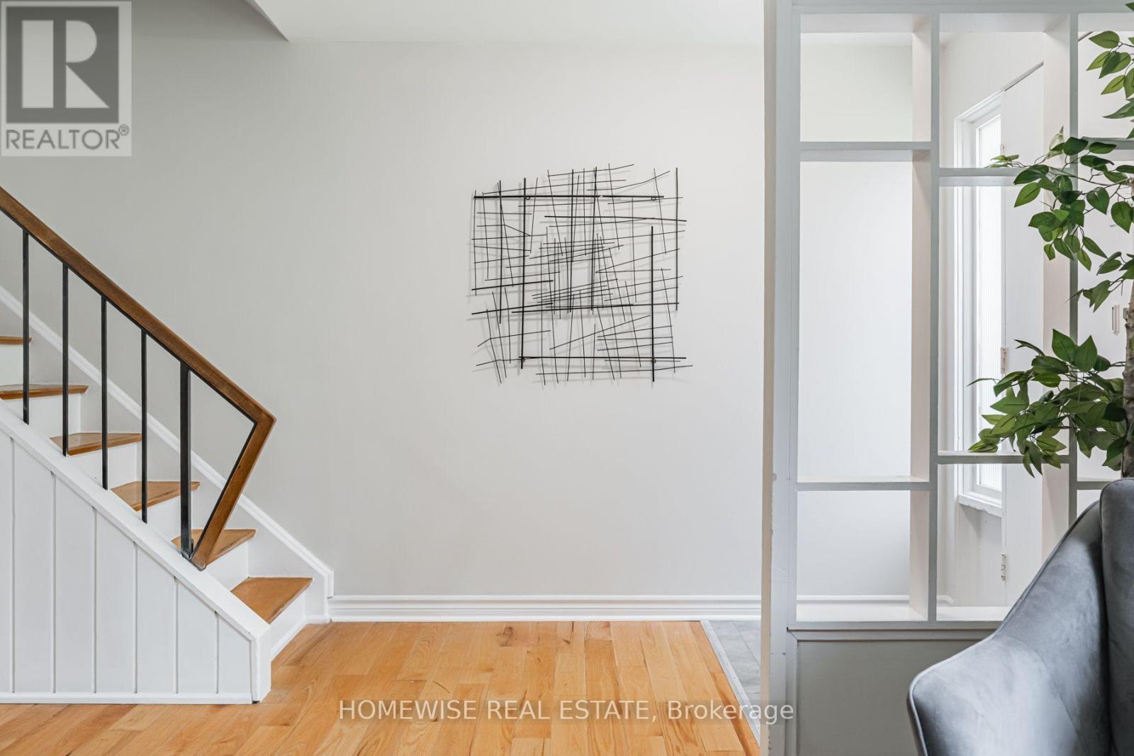 20 - 1350 Winding Trail, Mississauga, Ontario  L4Y 2T8 - Photo 2 - W13675528