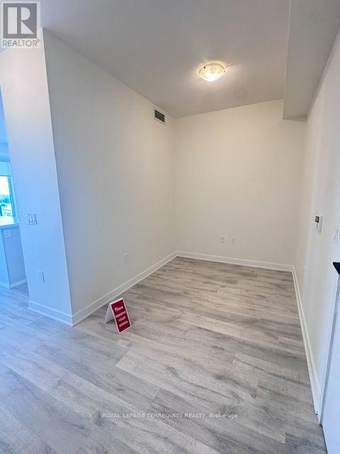 708 - 4675 Metcalfe Avenue, Mississauga, Ontario  L5M 0Z8 - Photo 3 - W13675614