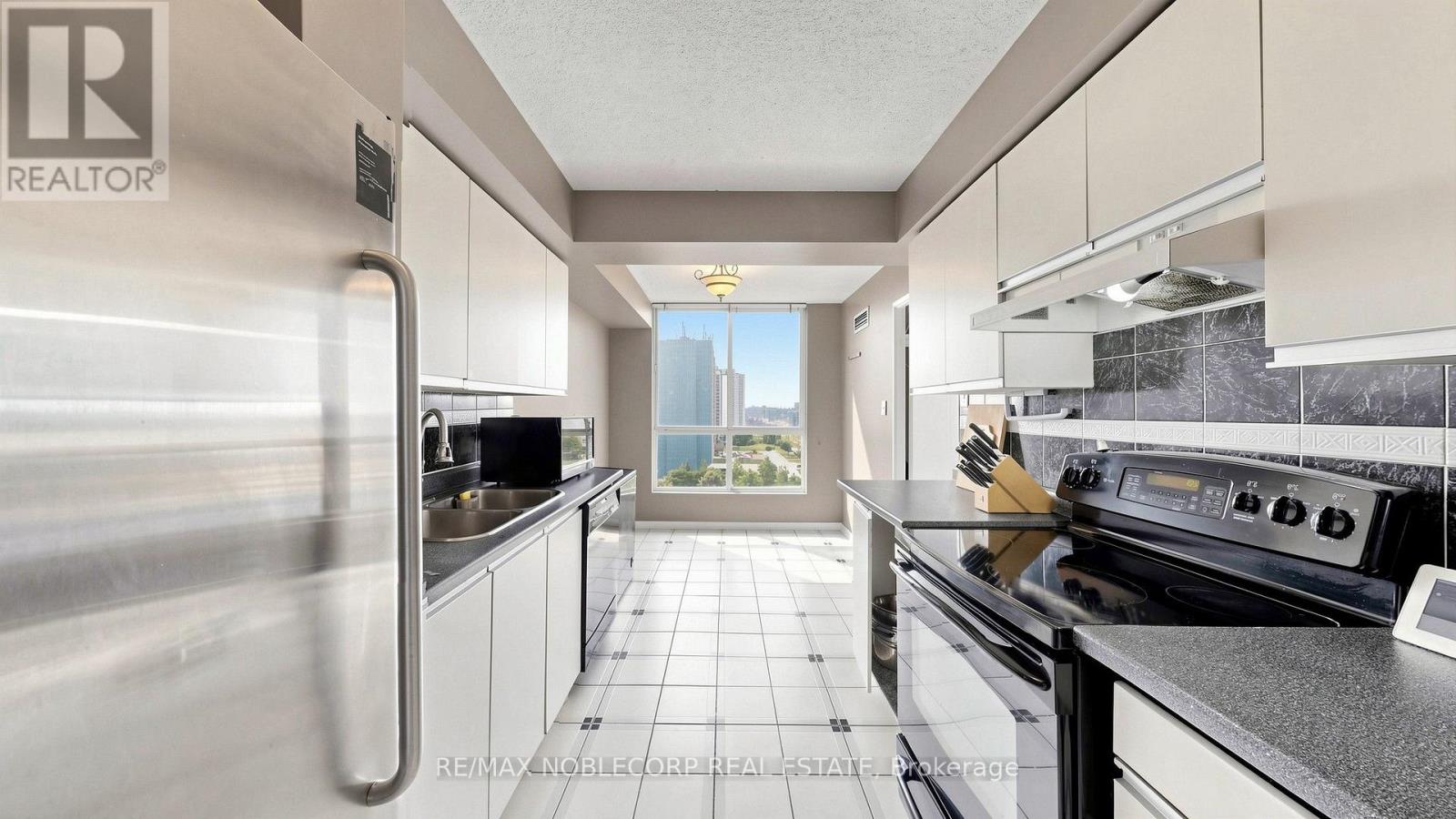804 - 2901 Kipling Avenue, Toronto, Ontario  M9V 5E5 - Photo 19 - W13675652