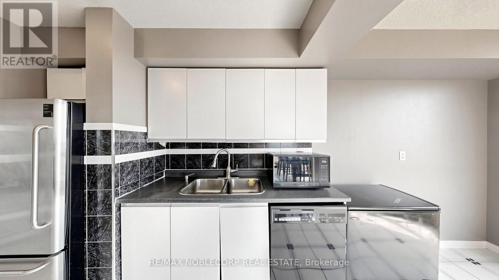 804 - 2901 Kipling Avenue, Toronto, Ontario  M9V 5E5 - Photo 23 - W13675652