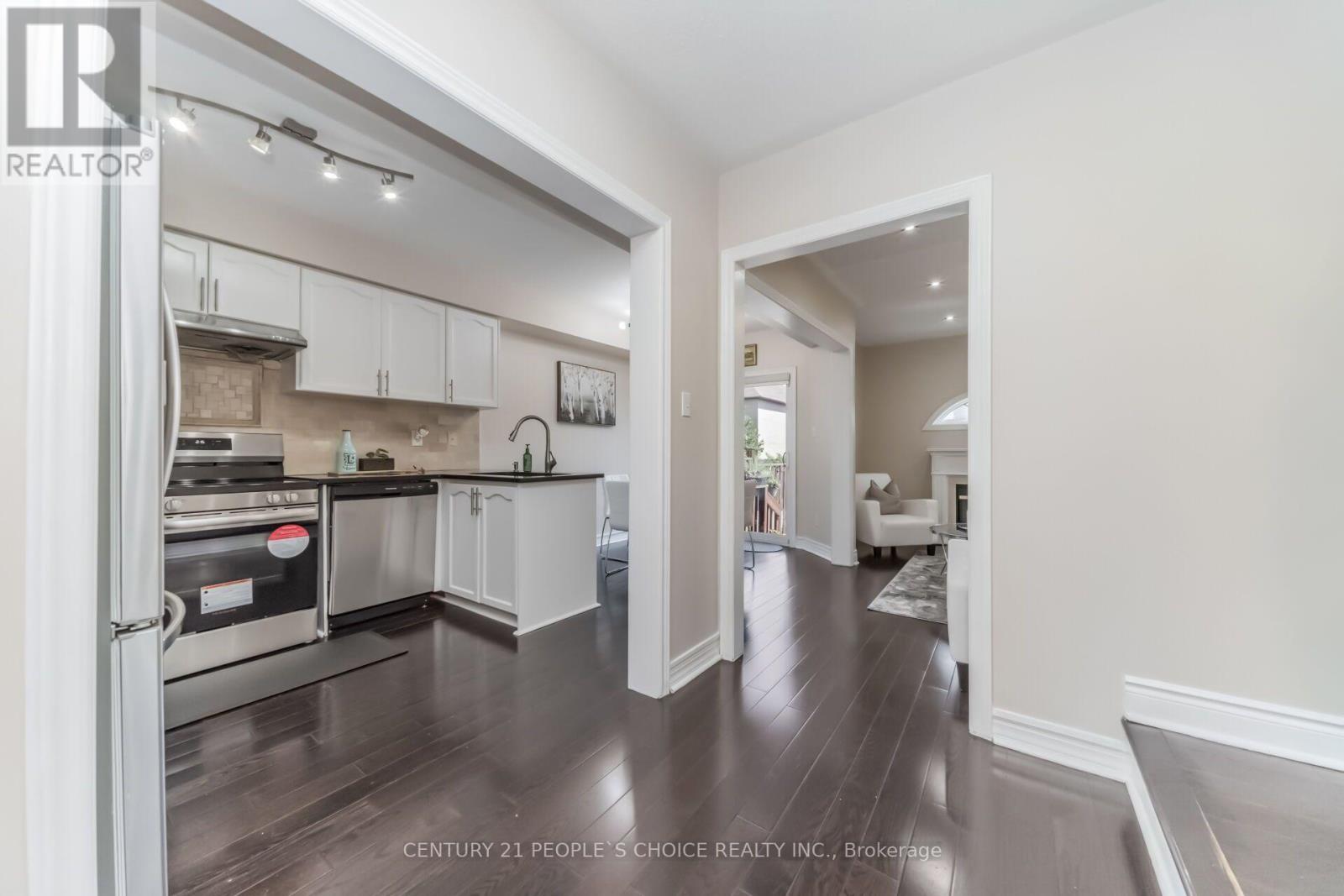 644 Madame Street, Mississauga, Ontario L5W 1G6 - Photo 7 - W13675664