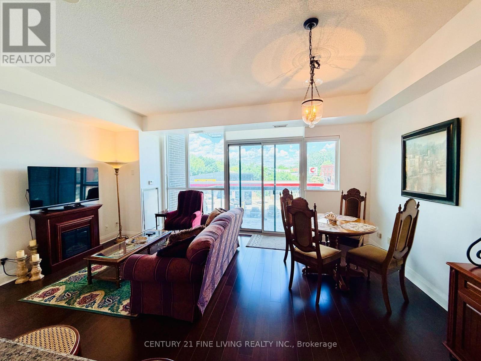 201 - 1 Hurontario Street, Mississauga, Ontario  L5G 0A3 - Photo 3 - W13675686