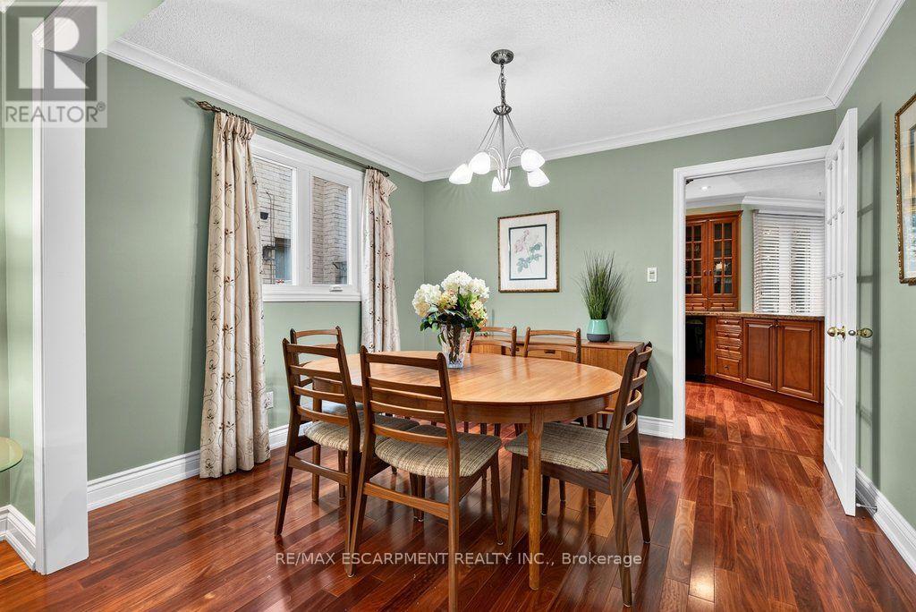 1152 Lockhart Road, Burlington, Ontario  L7S 1G9 - Photo 10 - W13675708
