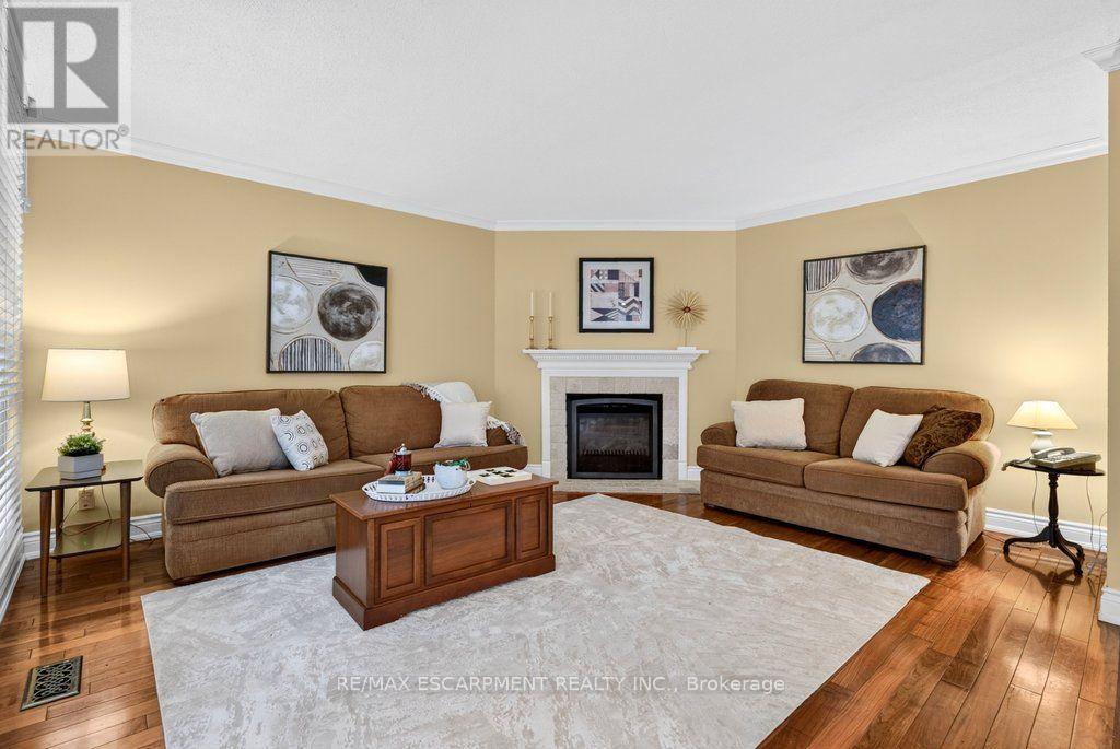 1152 Lockhart Road, Burlington, Ontario  L7S 1G9 - Photo 19 - W13675708