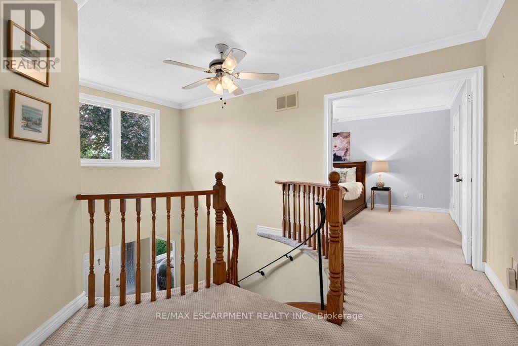 1152 Lockhart Road, Burlington, Ontario  L7S 1G9 - Photo 23 - W13675708