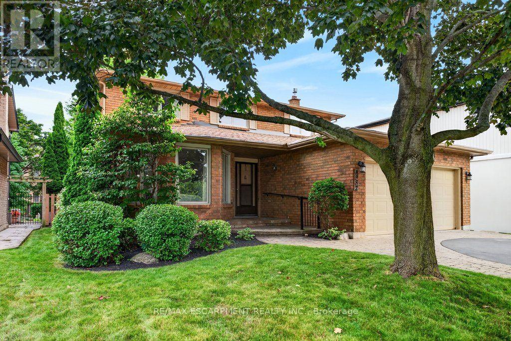 1152 Lockhart Road, Burlington, Ontario  L7S 1G9 - Photo 3 - W13675708
