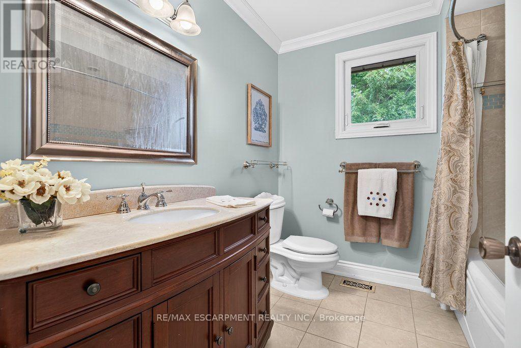1152 Lockhart Road, Burlington, Ontario  L7S 1G9 - Photo 31 - W13675708