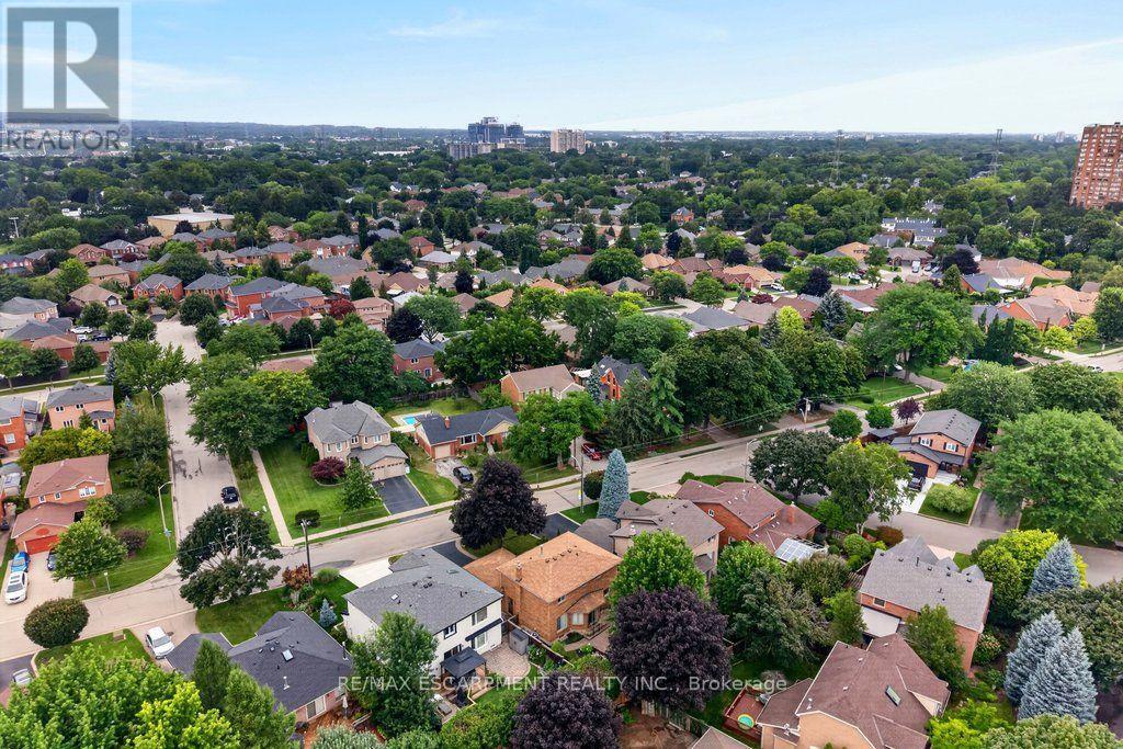 1152 Lockhart Road, Burlington, Ontario  L7S 1G9 - Photo 39 - W13675708