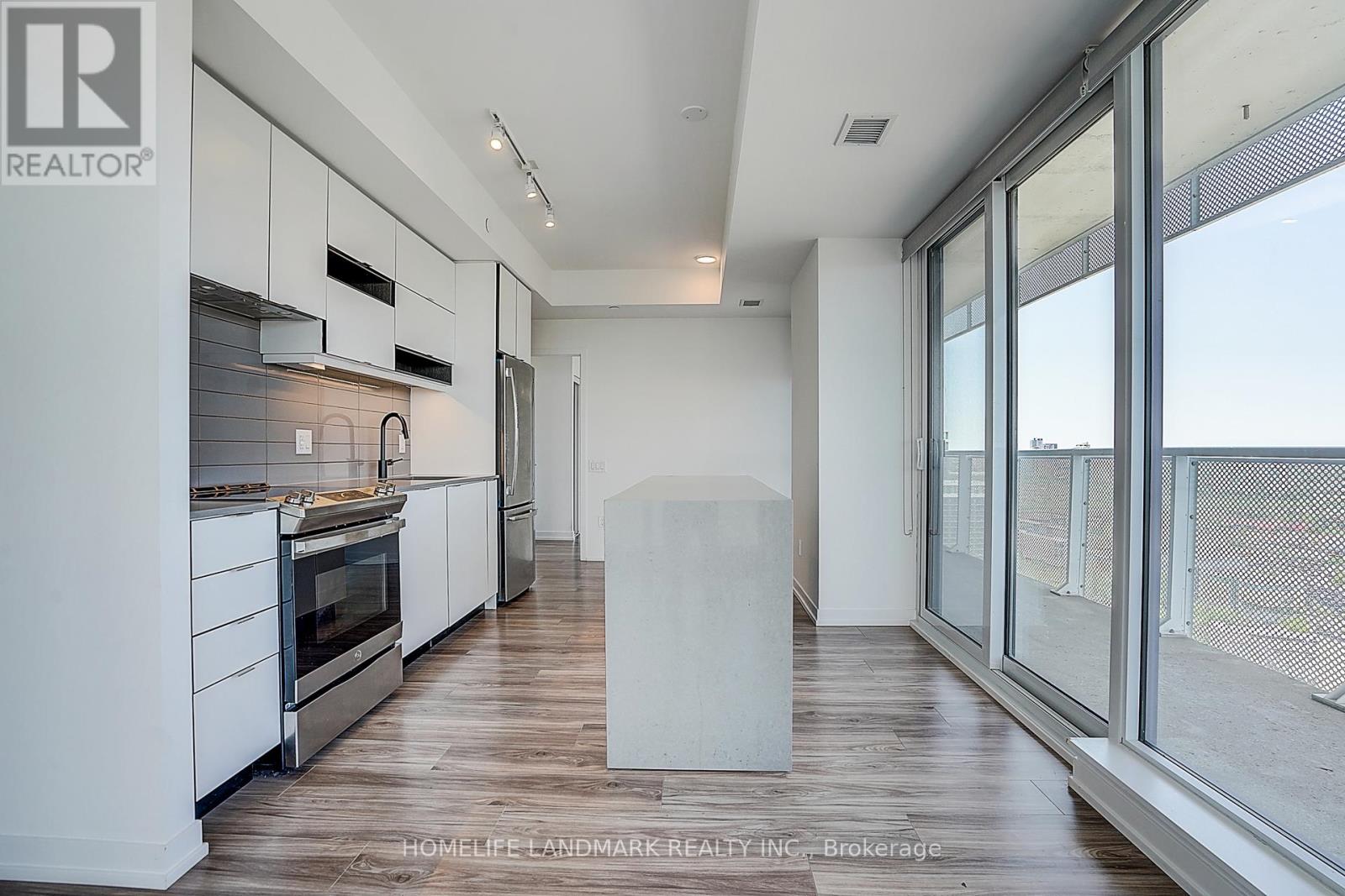 3208 - 4065 Confederation Parkway, Mississauga, Ontario  L5B 0L4 - Photo 10 - W13675716