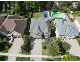2427 ERIN CENTRE BOULEVARD, Mississauga, Ontario