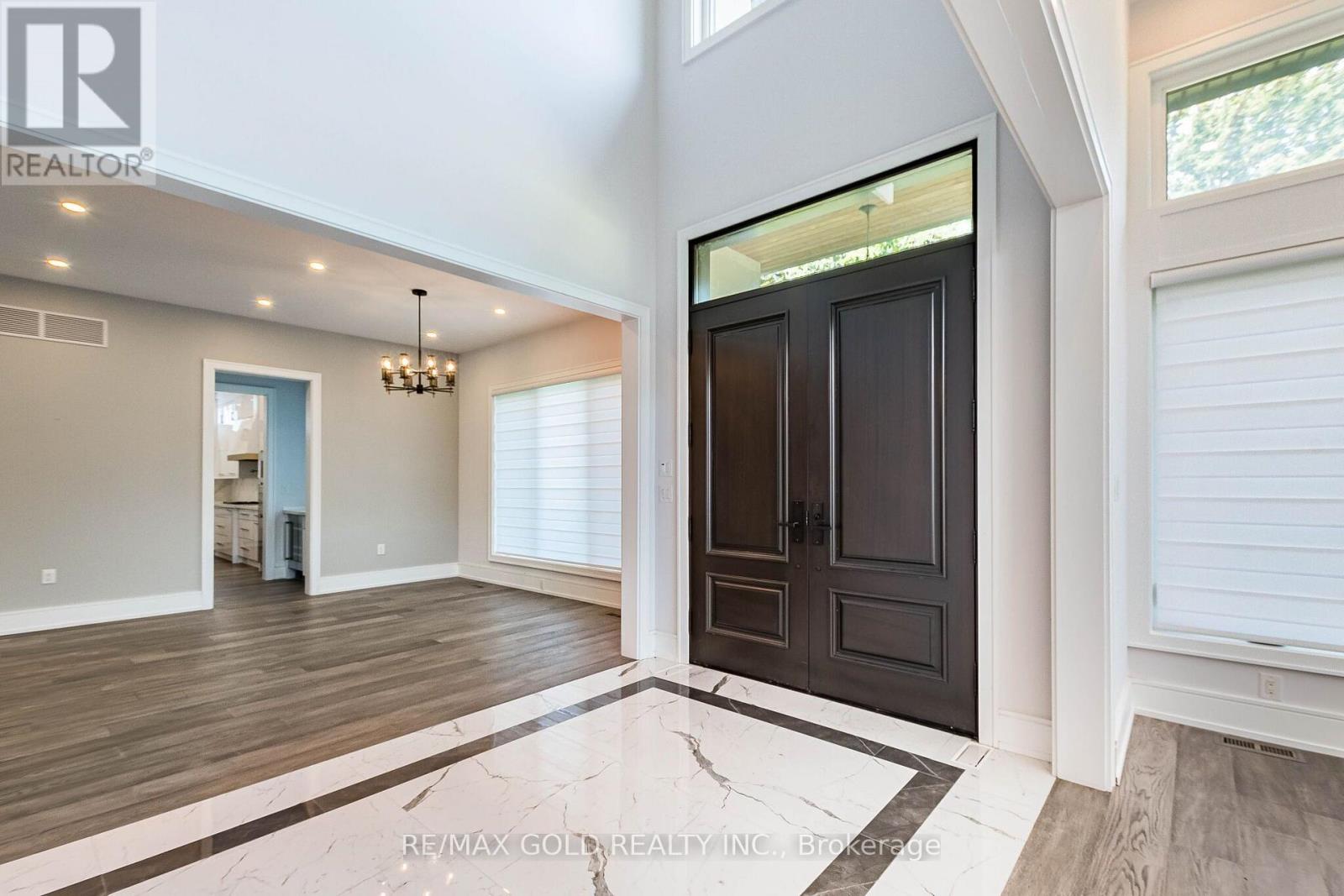 550 Vanessa Crescent, Mississauga, Ontario  L5H 2N3 - Photo 4 - W13675740