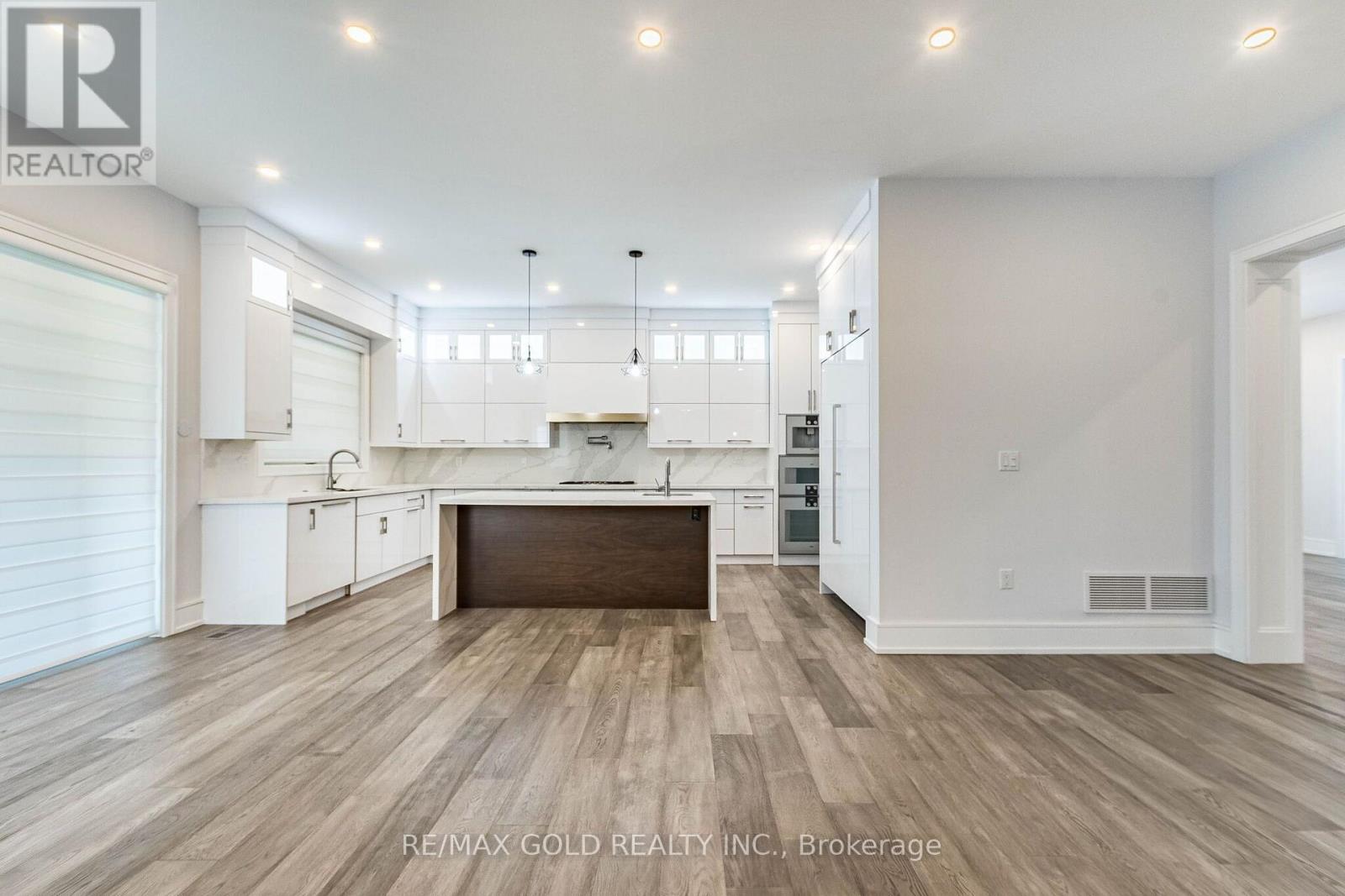550 Vanessa Crescent, Mississauga, Ontario  L5H 2N3 - Photo 9 - W13675740