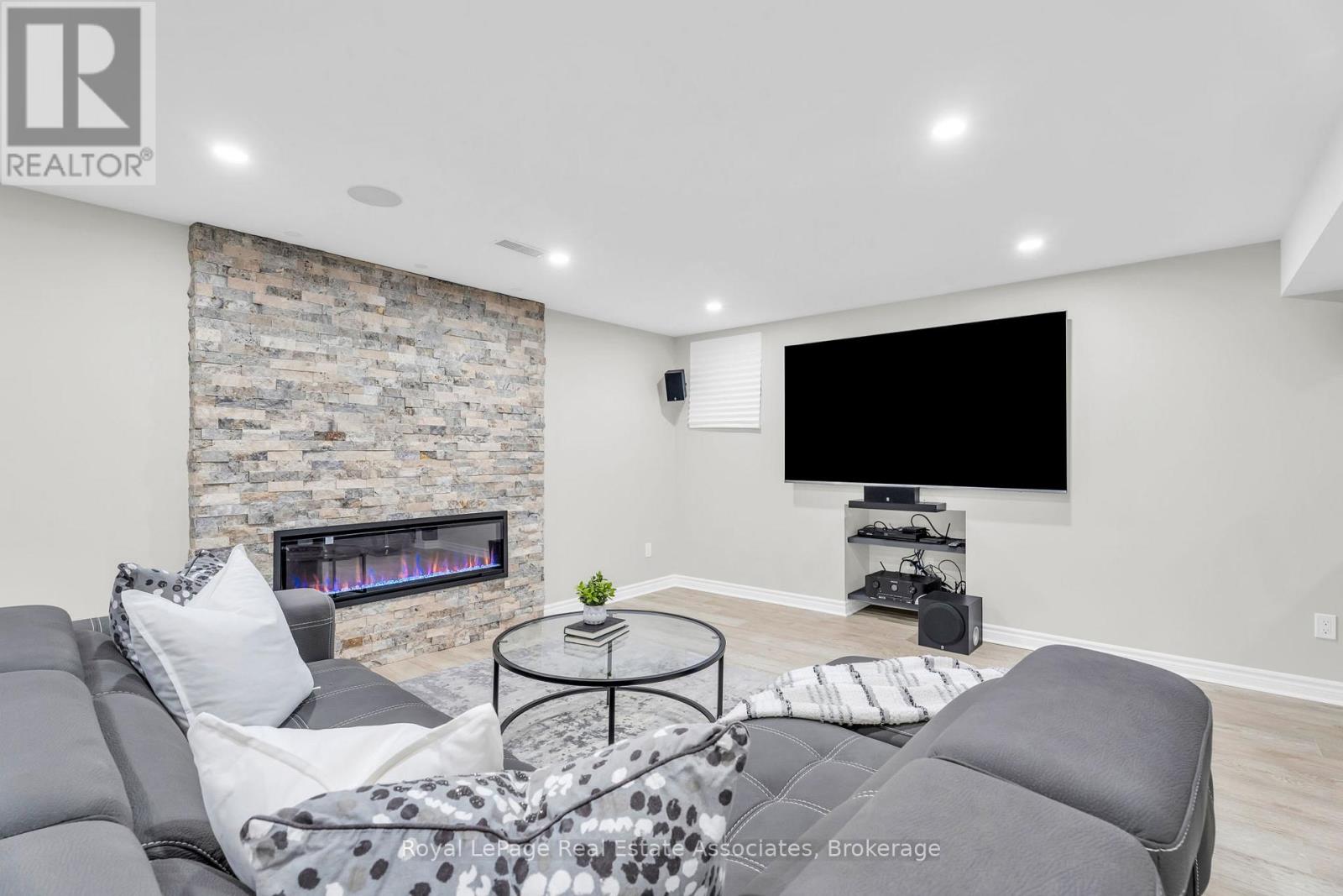 879 Etherington Way, Milton, Ontario  L9T 0Z3 - Photo 36 - W13675746