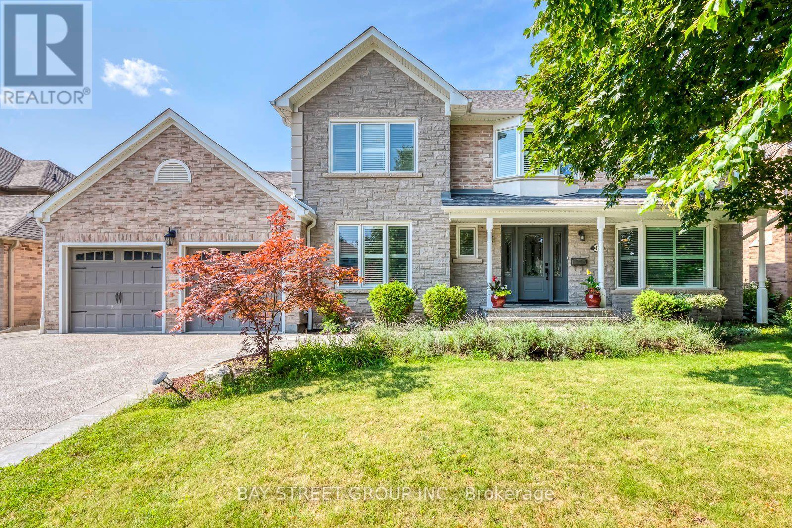 4177 Millcroft Park Drive, Burlington, Ontario  L7M 3V2 - Photo 3 - W13675796
