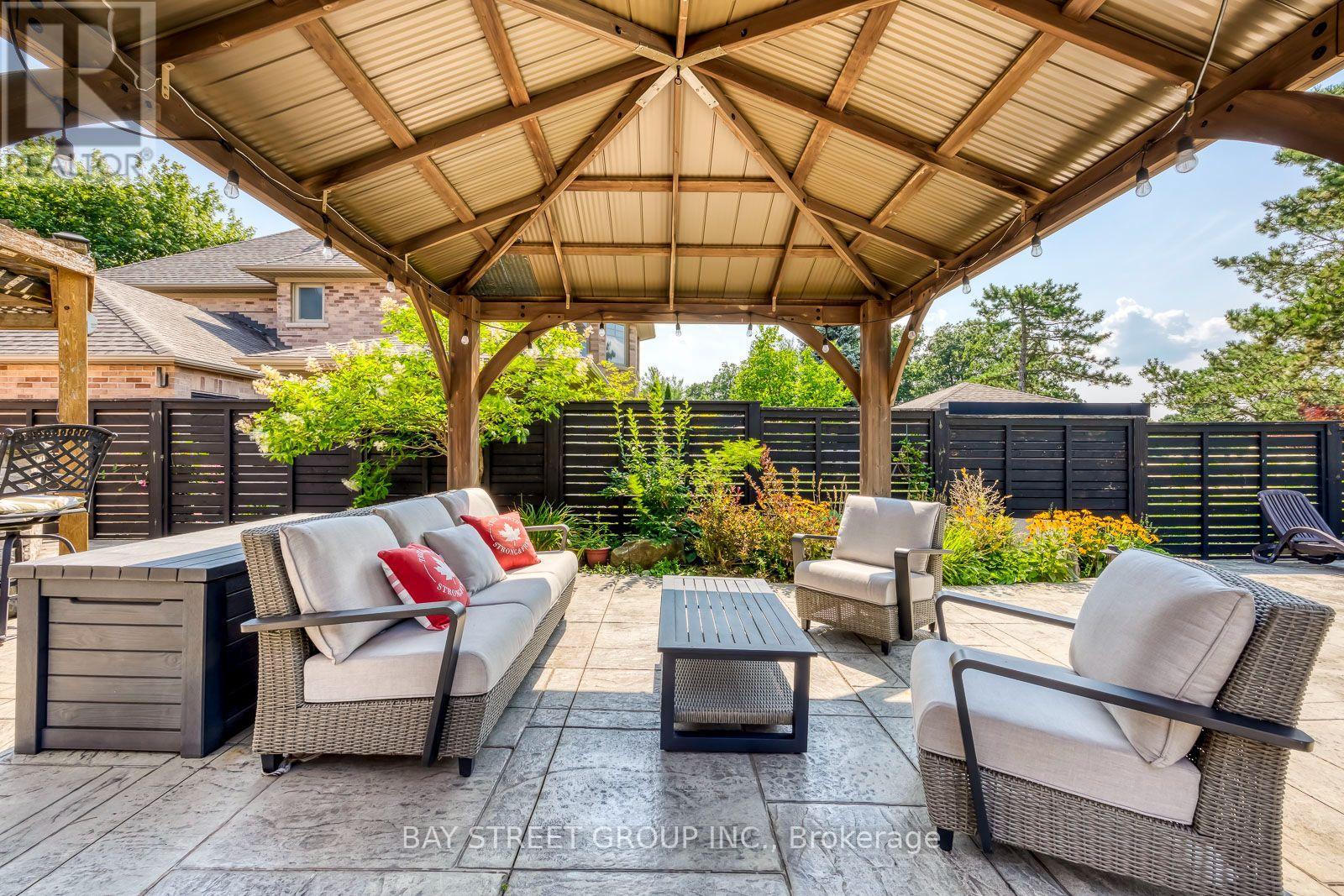 4177 Millcroft Park Drive, Burlington, Ontario  L7M 3V2 - Photo 46 - W13675796