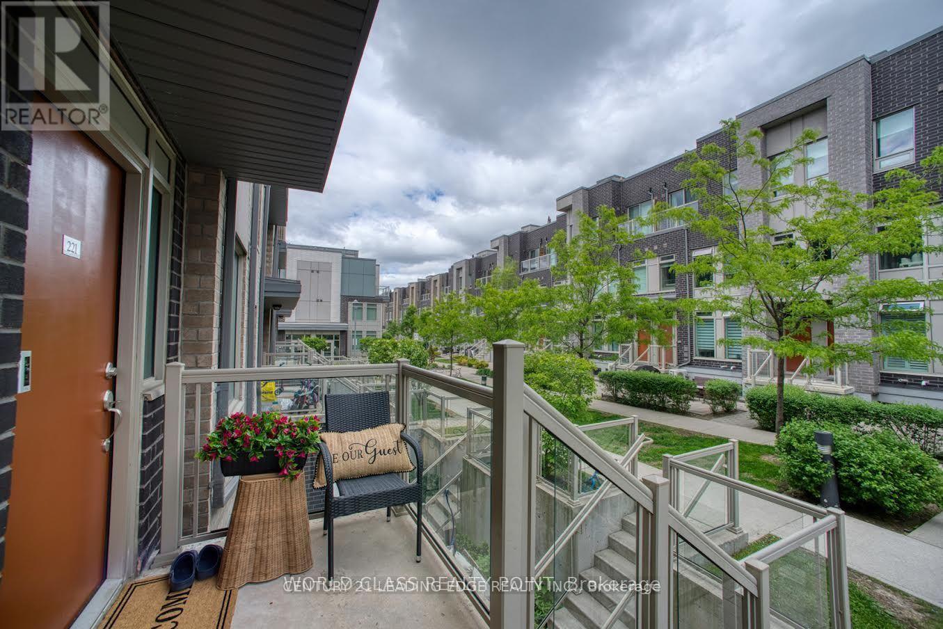 221 - 7 Applewood Lane E, Toronto, Ontario  M9C 0C1 - Photo 2 - W13675818