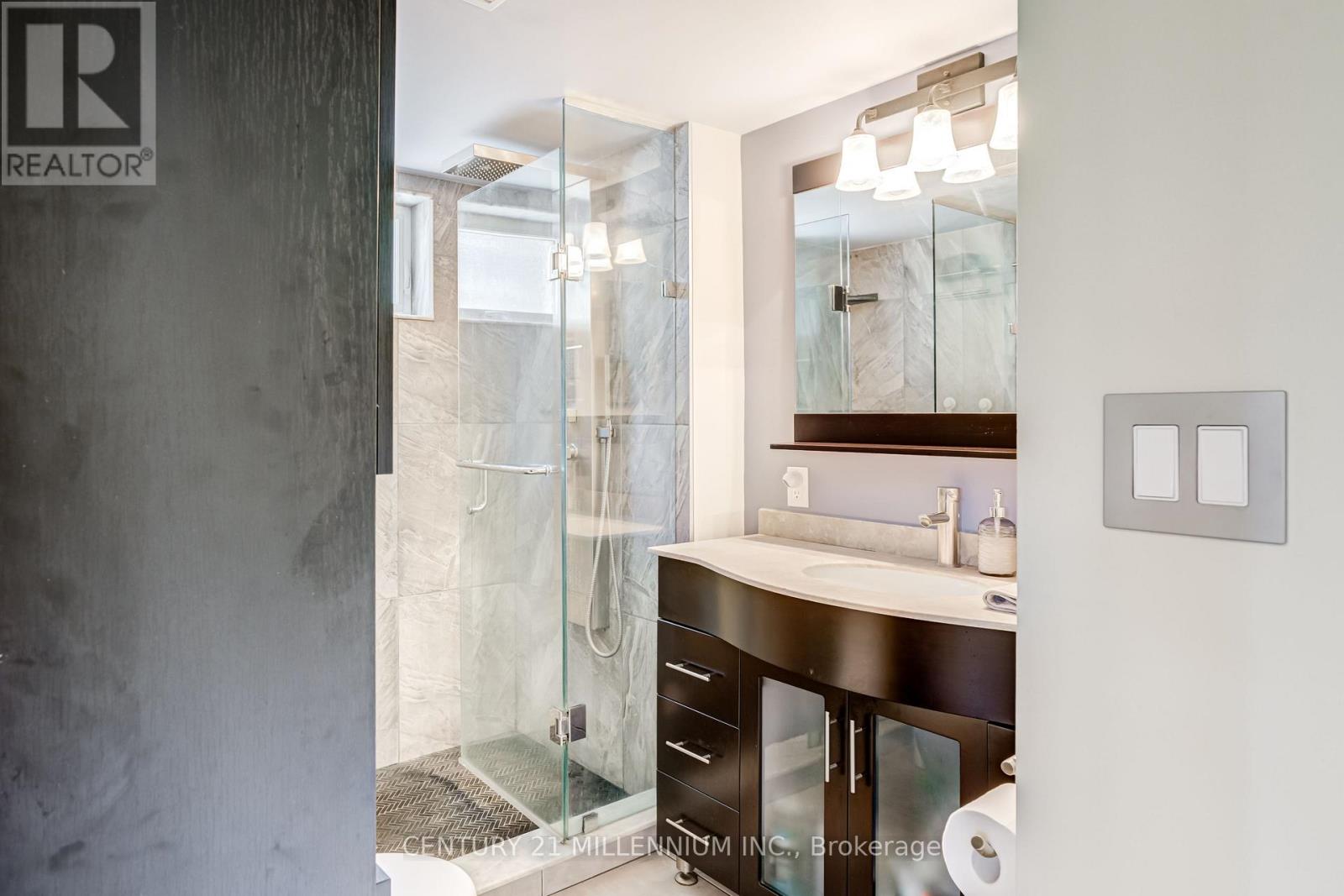 26 Alston Court, Brampton, Ontario  L6W 3B6 - Photo 17 - W13675832